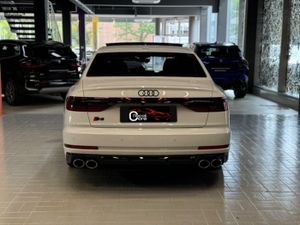 Audi A8 S8 TFSI Quatro   - Foto 7