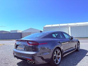 Kia Stinger GT 3.3 370cv   - Foto 5
