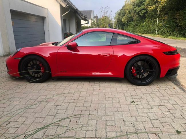 Porsche 911 Carrera 992 GTS   - Foto 9