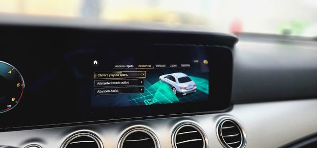 Mercedes Clase E 220d   - Foto 17