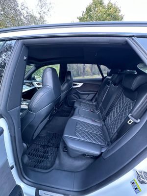 Audi Q8 S-line   - Foto 10