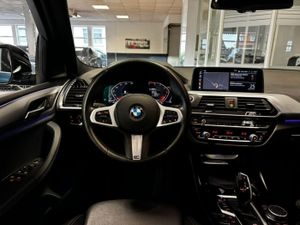 BMW X3 20d M   - Foto 23