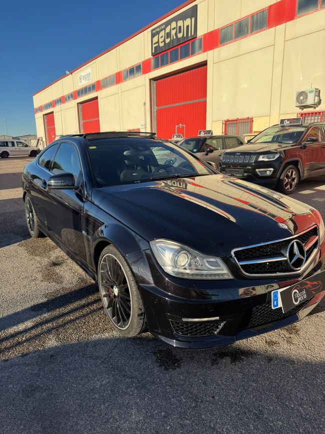 Mercedes Clase C C63 AMG   - Foto 3