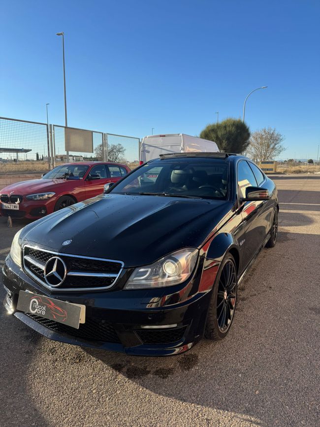 Mercedes Clase C C63 AMG   - Foto 2