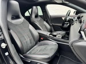 Mercedes CLA E AMG line. Híbrido enchufable.  - Foto 13