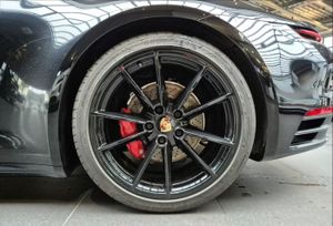 Porsche 911 992  - Foto 6