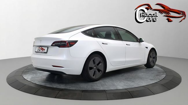 Tesla Model 3 Standard Range 60kW 325cv  - Foto 4