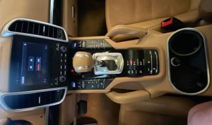 Porsche Cayenne S Platinum Edition  - Foto 13