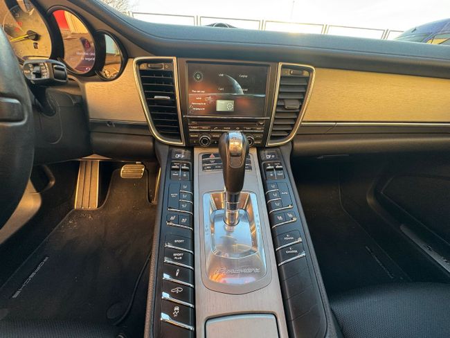 Porsche Panamera PANAMERA S E-HYBRID  - Foto 17