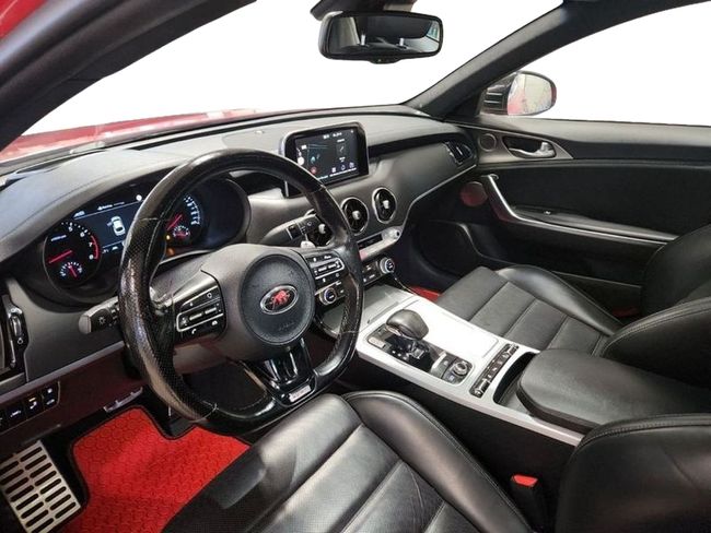 Kia Stinger GT 3.3 370cv  - Foto 9