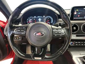 Kia Stinger GT 3.3 370cv  - Foto 12