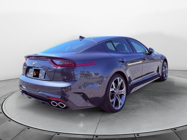 Kia Stinger GT 3.3 370cv  - Foto 5