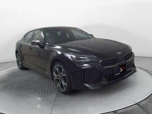 Kia Stinger GT 3.3 370cv  - Foto 6