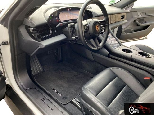Porsche Taycan 4p  - Foto 10
