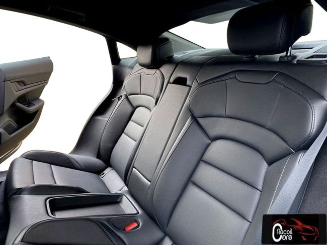 Porsche Taycan 4p  - Foto 8