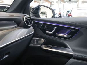 Mercedes-Benz GLC 300 300e AMG  - Foto 13