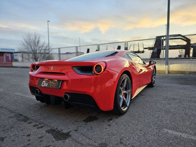 Ferrari 488 GTB  - Foto 23