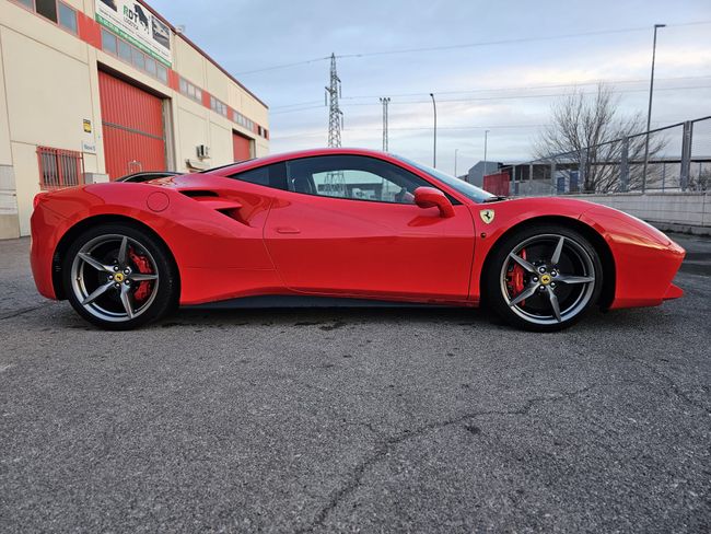 Ferrari 488 GTB  - Foto 19