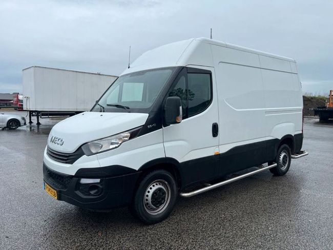 Iveco Daily Family 33S15/2.3 SV/P 3520 H2 10.8 146 Daily Family 33S15/2.3 SV/P 3520 H2 10.8 146  - Foto 2