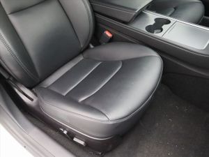 Tesla Model 3 Standard Range 60kW 325cv  - Foto 10