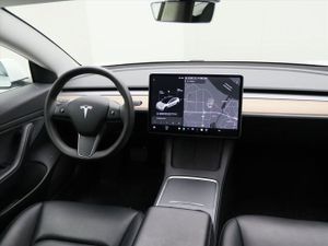 Tesla Model 3 Standard Range 60kW 325cv  - Foto 7