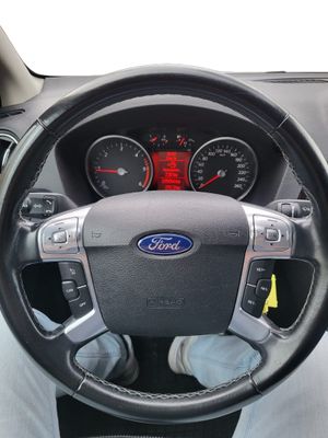 Ford Mondeo Ghia   - Foto 14