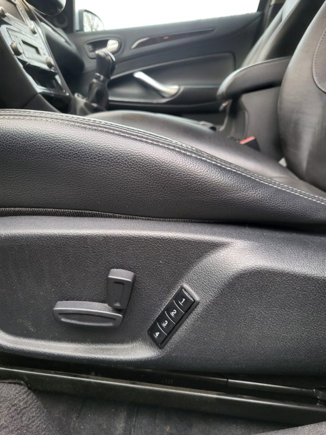 Ford Mondeo Ghia   - Foto 8