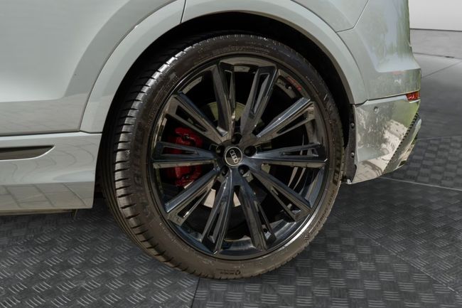 Audi Q8 S Line   - Foto 13