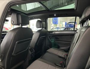 Volkswagen Tiguan R Line  - Foto 8