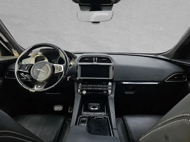 Jaguar F-Pace R-Sport  - Foto 7