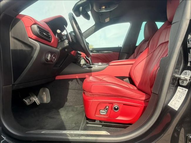 Maserati Levante Modena  - Foto 16