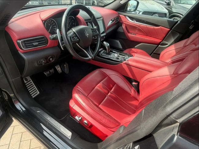 Maserati Levante Modena  - Foto 10