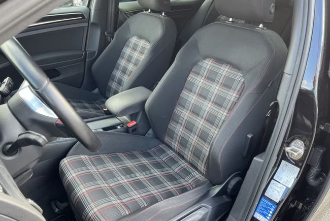 VW Golf GTI VII  - Foto 11