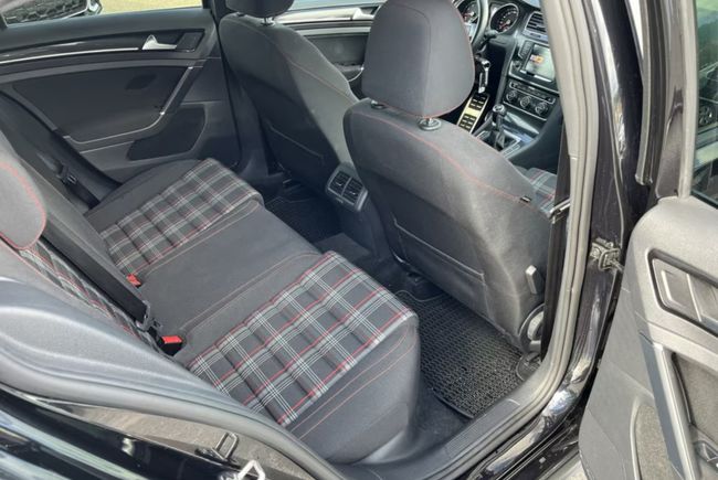 VW Golf GTI VII  - Foto 15