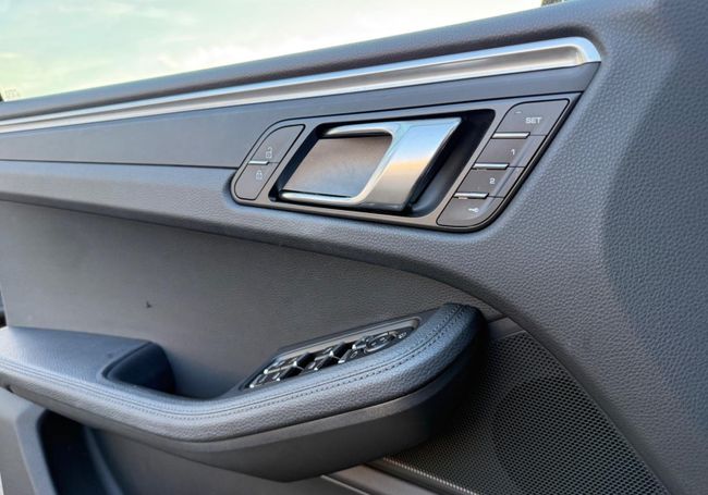 Porsche Macan  - Foto 18