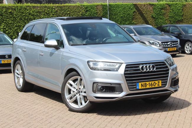AUDI Q7 3.0 TDI e-tron quattro S-Line  - Foto 3