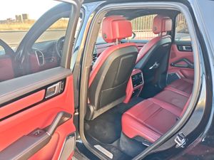 Porsche Cayenne Platinum Edition  - Foto 30