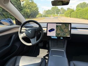 Tesla Model 3  - Foto 13