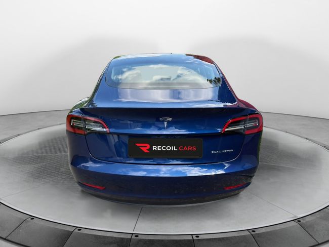 Tesla Model 3  - Foto 5