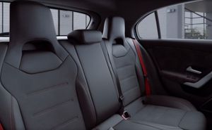Mercedes-Benz AMG A 45 S  - Foto 11