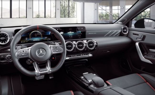 Mercedes-Benz AMG A 45 S  - Foto 8