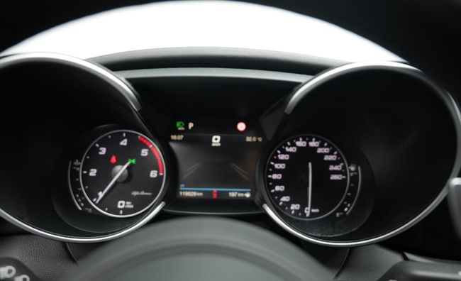 Alfa Romeo Giulia Veloce Q4  - Foto 17