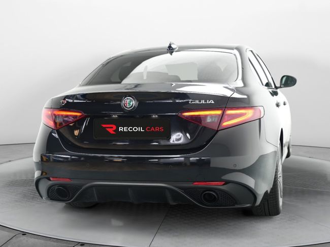 Alfa Romeo Giulia Veloce Q4  - Foto 10