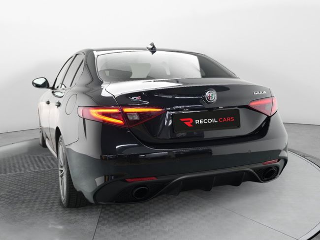 Alfa Romeo Giulia Veloce Q4  - Foto 9