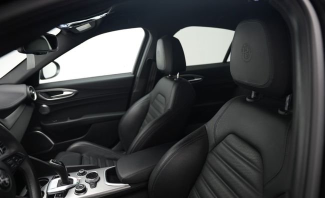Alfa Romeo Giulia Veloce Q4  - Foto 15
