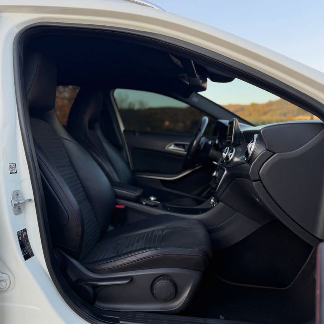 Mercedes-Benz GLA220d AMG Line  - Foto 7