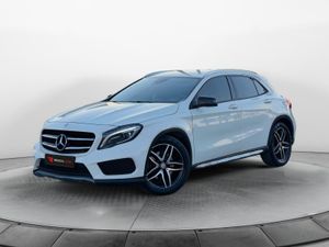 Mercedes-Benz GLA220d AMG Line  - Foto 2