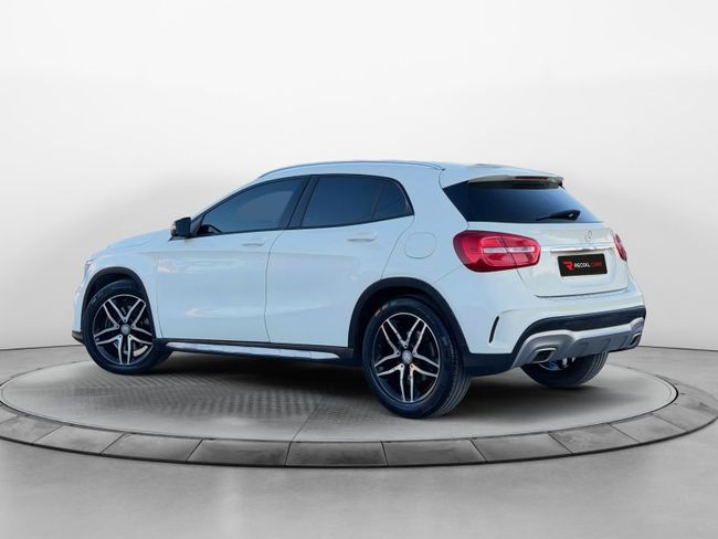 Mercedes-Benz GLA220d AMG Line  - Foto 3