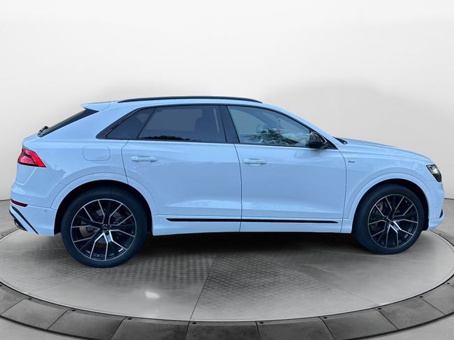 Audi Q8 S-Line / Black Line  - Foto 10
