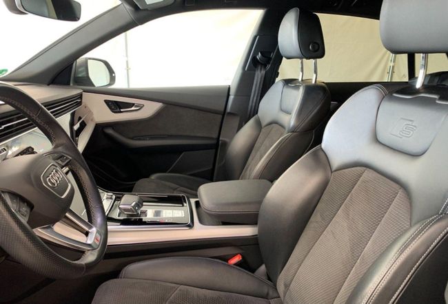 Audi Q8 55TFSI Quattro S Line  - Foto 8